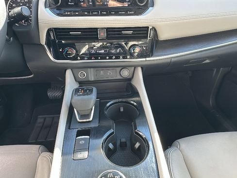 Certified 2021 Nissan Rogue SL w/ Premium Package image 21