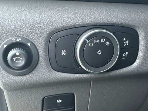 New 2025 Ford Transit 350 XLT image 9