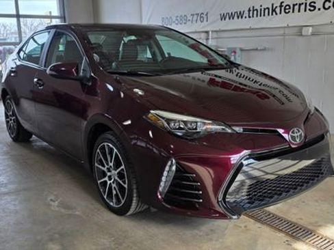 Used 2017 Toyota Corolla image 9
