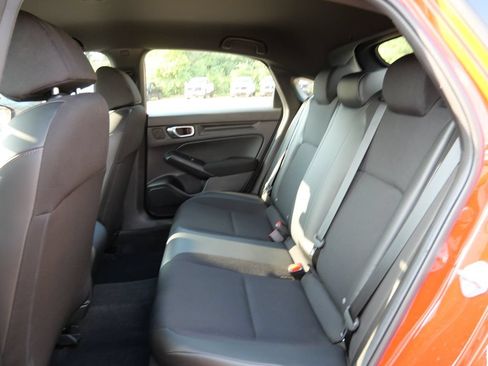 Used 2023 Honda Civic Sport image 15