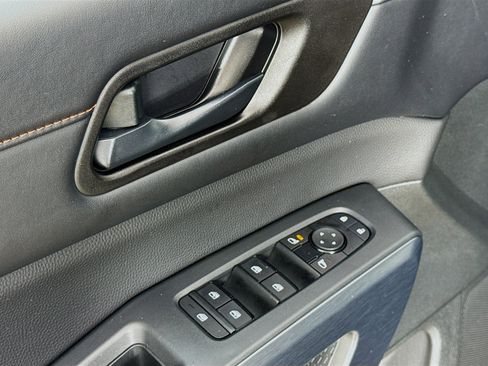 Used 2023 Nissan Pathfinder Rock Creek image 10