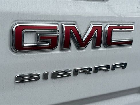 Used 2021 GMC Sierra 3500 4x4 Crew Cab w/ Gooseneck/5TH Wheel Package image 7