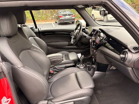 Used 2024 MINI Cooper S image 26