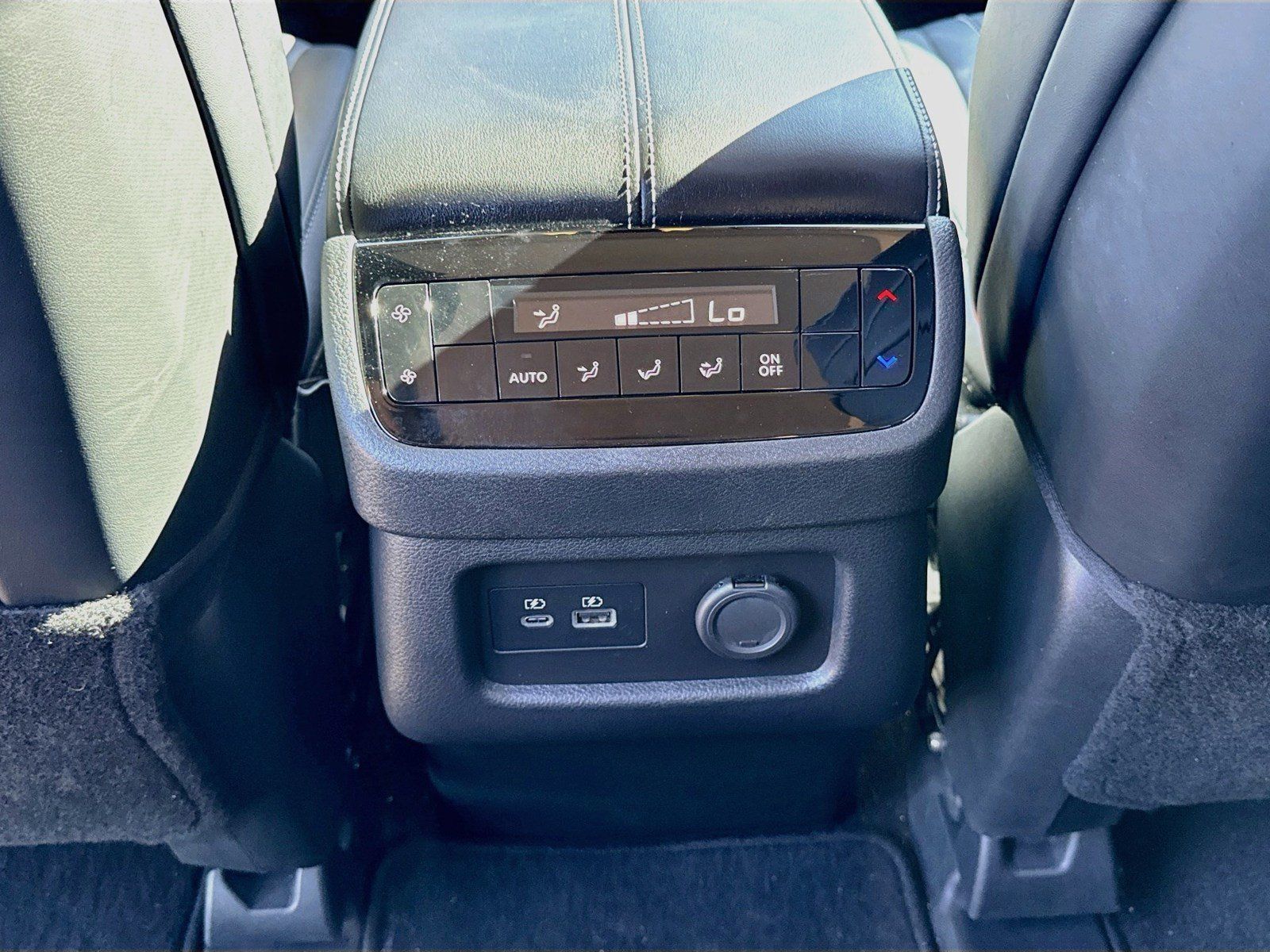 Used 2023 INFINITI QX60 Luxe w/ Vision Package AWD/4WD image 26