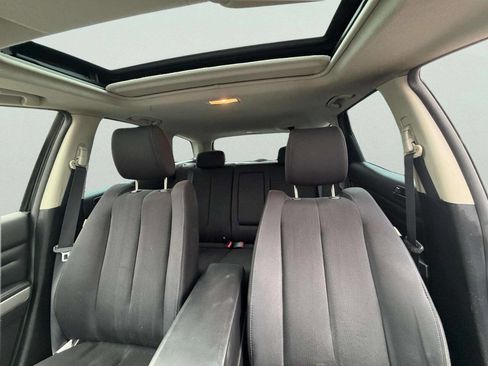 Used 2012 MAZDA CX-7 i Sport w/ Convenience Pkg image 16