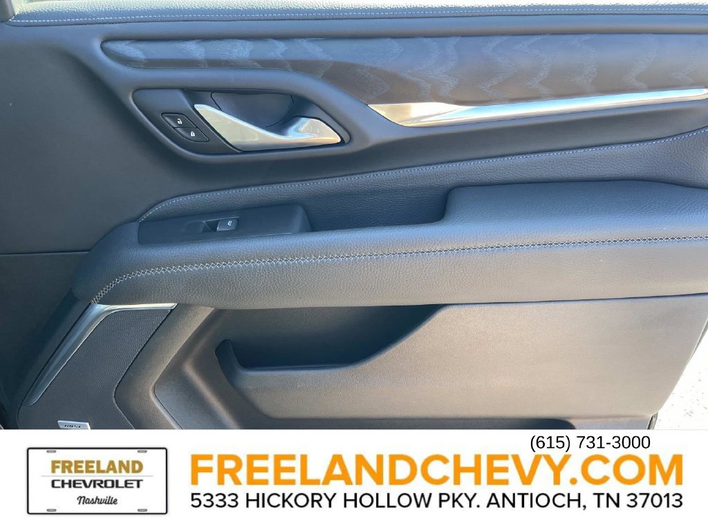 Used 2022 GMC Yukon XL Denali RWD image 28