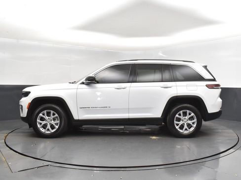 Used 2022 Jeep Grand Cherokee Limited image 4