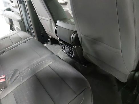 Used 2023 Chevrolet Silverado 1500 LT image 11