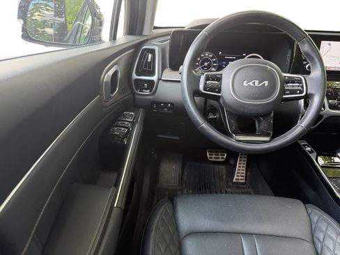 Used 2023 Kia Sorento SX Prestige AWD/4WD image 21