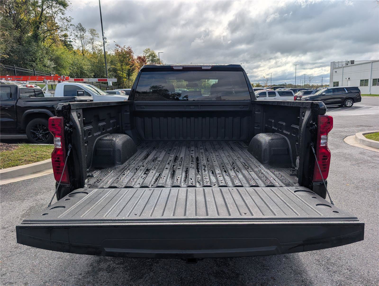 Used 2024 Chevrolet Silverado 1500 Custom w/ Rally Edition AWD/4WD image 12