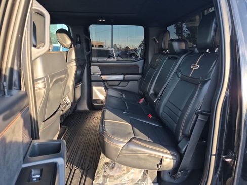 Used 2024 Ford F350 Platinum w/ Tremor Off-Road Package AWD/4WD image 30