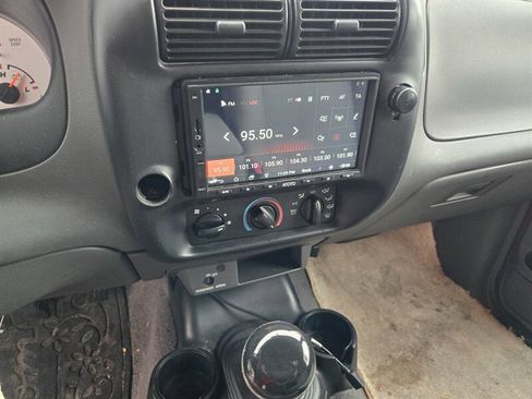 Used 2000 Ford Ranger XL image 13