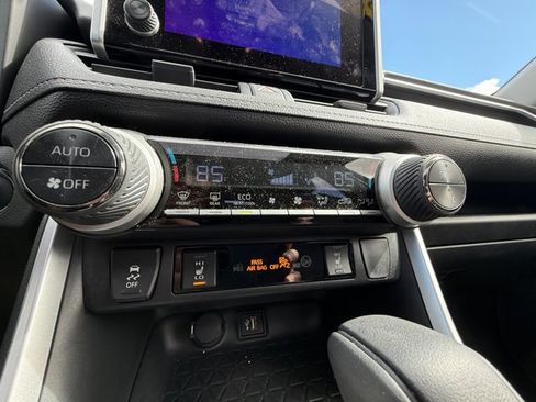 Used 2025 Toyota RAV4 XLE w/ Convenience Package image 25