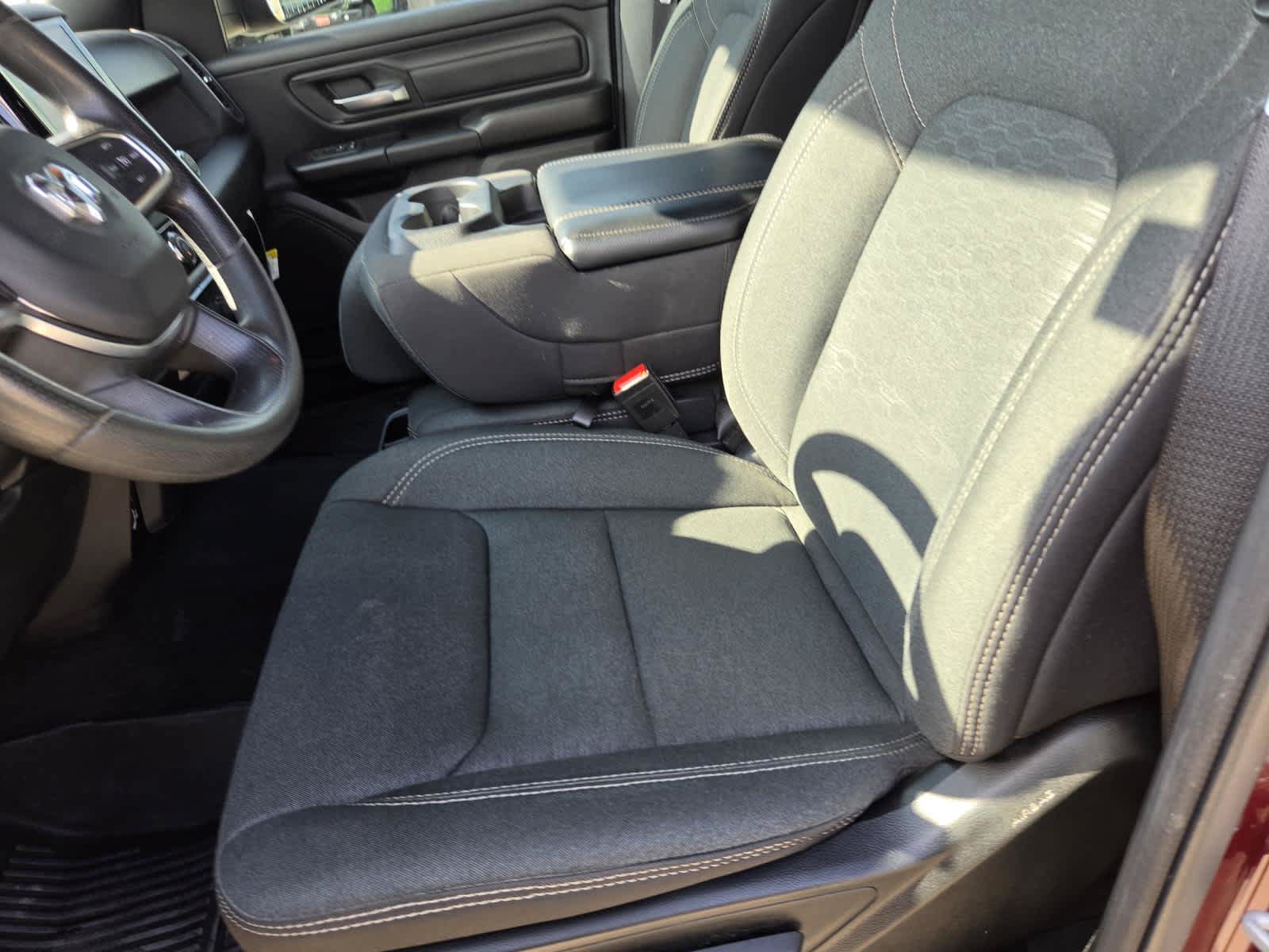 Used 2025 RAM 1500 Warlock AWD/4WD image 15