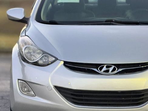 Used 2013 Hyundai Elantra GLS image 11