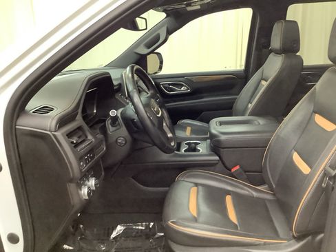 Used 2023 GMC Yukon AT4 AWD/4WD image 14