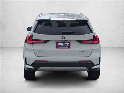 Used 2025 BMW X1 xDrive28i image 7