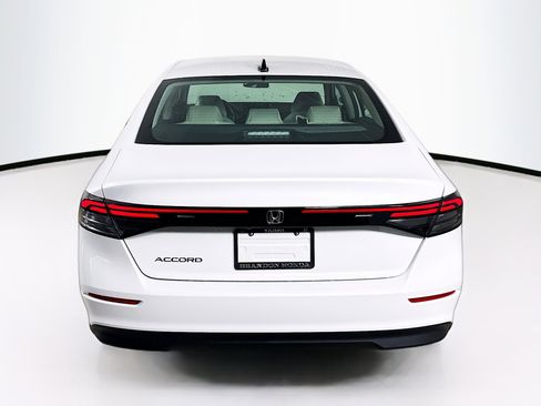 New 2025 Honda Accord SE image 30