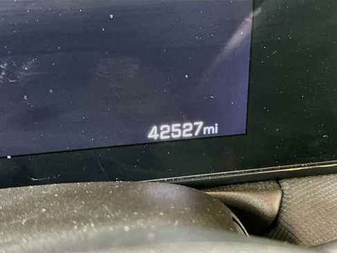 Used 2025 Chevrolet TrailBlazer LT FWD image 18
