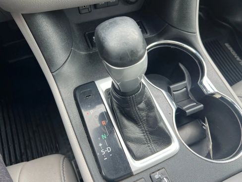 Used 2017 Toyota Highlander XLE image 67