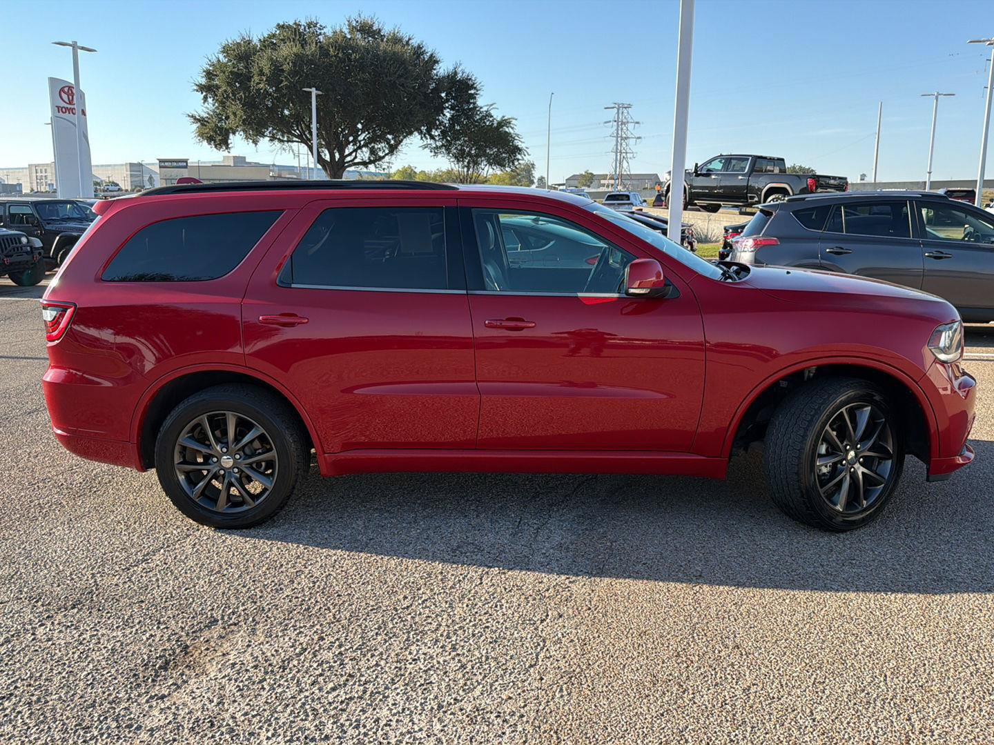 Used 2018 Dodge Durango GT w/ Premium Group AWD/4WD image 2
