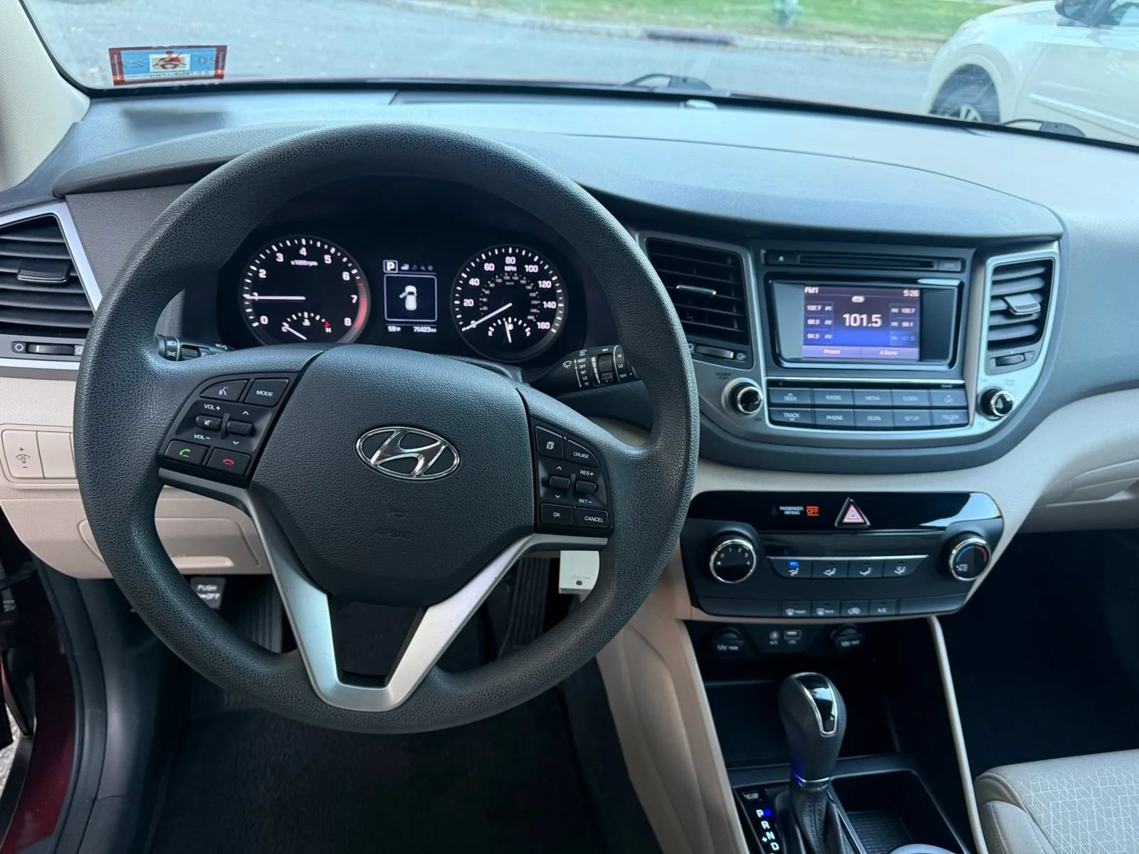 Used 2016 Hyundai Tucson SE w/ Option Group 02 AWD/4WD image 13