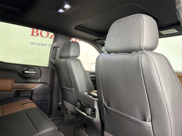 Used 2020 Chevrolet Silverado 1500 High Country w/ Technology Package AWD/4WD image 39