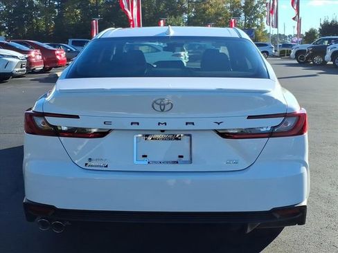 New 2026 Toyota Camry SE image 6