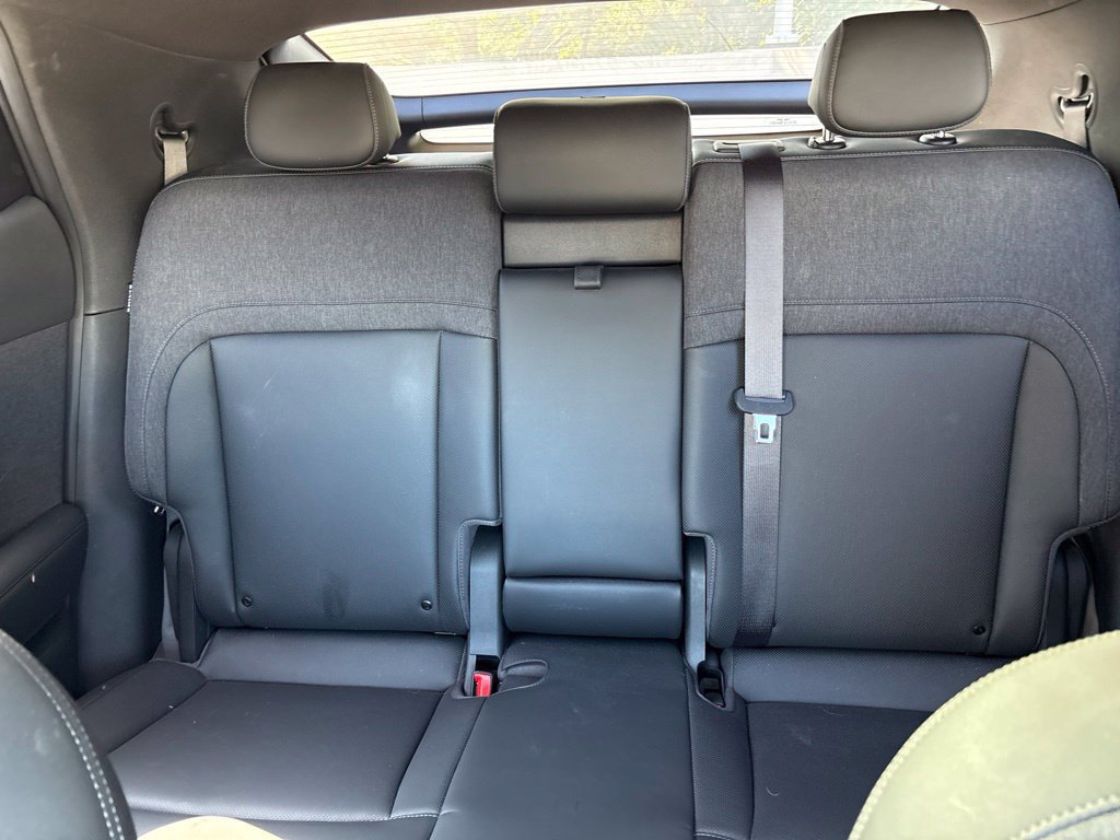 Used 2025 Genesis GV60 RWD image 14
