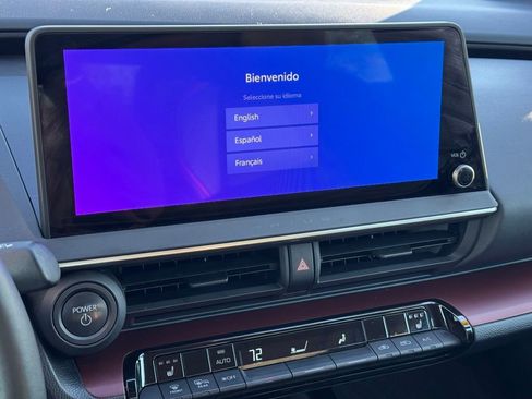 Certified 2024 Toyota Prius Prime XSE image 30