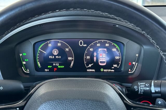 Certified 2025 Honda Civic Sport Touring image 23