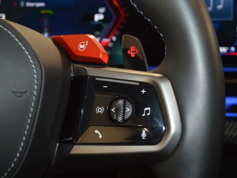 Used 2025 BMW M5 w/ Carbon Package image 22