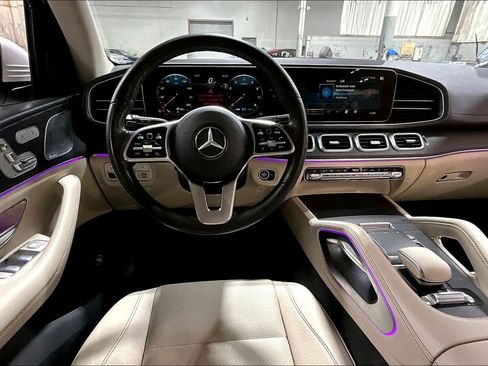 Used 2020 Mercedes-Benz GLS 450 4MATIC image 6