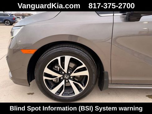 Used 2019 Honda Odyssey Elite image 11