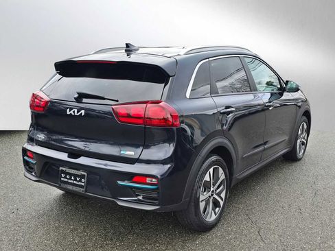 Used 2022 Kia Niro EX w/ Cold Weather Package image 3
