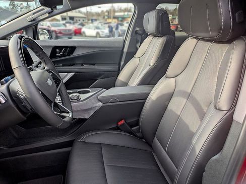 New 2025 Cadillac Optiq Luxury 2 AWD/4WD image 10