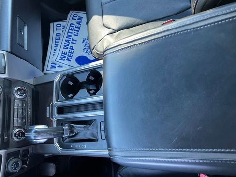 Used 2017 Ford F150 Platinum w/ Equipment Group 701A Luxury image 35