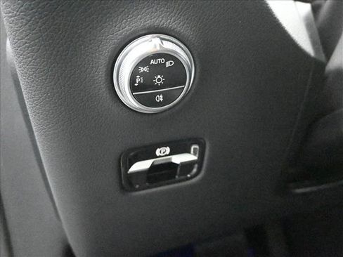 New 2026 Mercedes-Benz GLC 300 4MATIC image 18