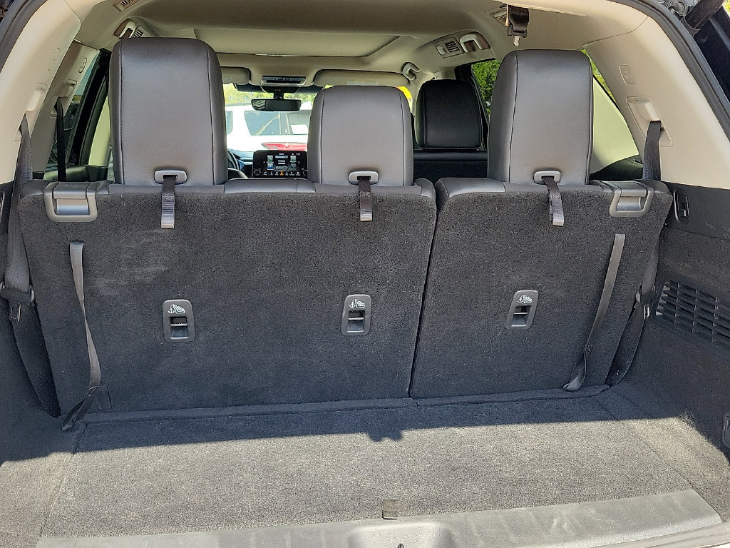 Used 2025 Nissan Pathfinder SL w/ SL Premium Package FWD image 18