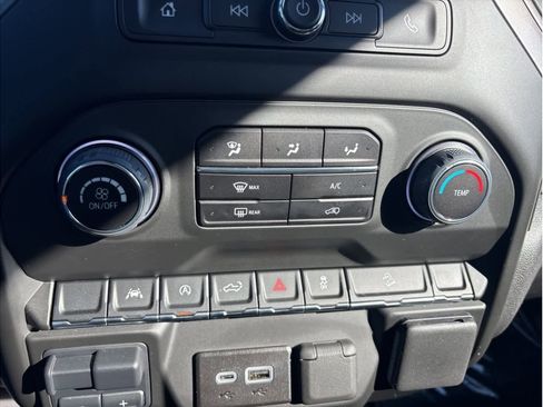 Used 2025 Chevrolet Silverado 1500 Custom Trail Boss image 18