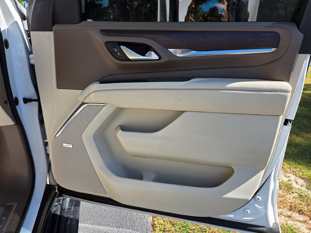 Used 2022 GMC Yukon Denali RWD image 31