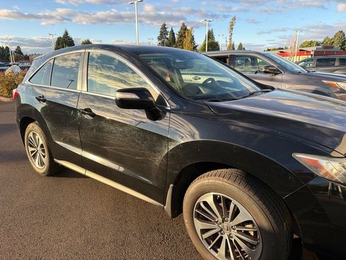 Used 2016 Acura RDX AWD w/ Advance Package image 3
