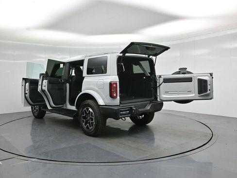 New 2026 Ford Bronco Outer Banks AWD/4WD image 33