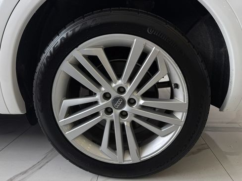 Used 2018 Audi Q5 2.0T Premium Plus w/ Premium Plus Package AWD/4WD image 9