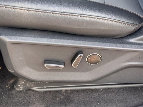 New 2024 Ford F150 Lightning Lariat image 12