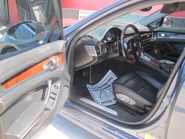 Used 2010 Porsche Panamera 4S AWD/4WD image 9