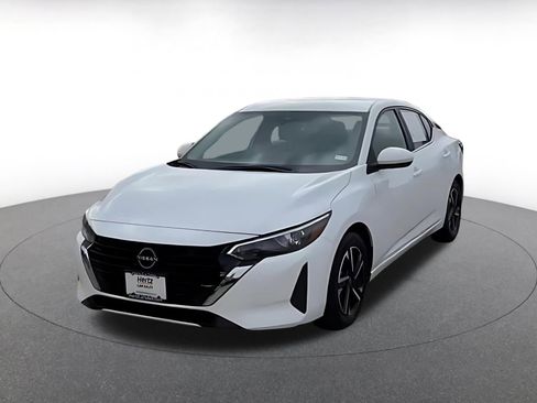 Used 2025 Nissan Sentra SV image 7