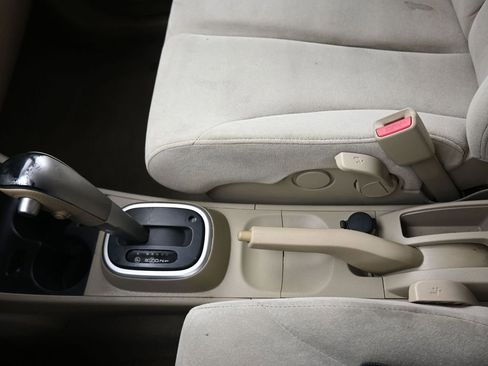 Used 2007 Nissan Versa 1.8 S w/ PWR Pkg image 17