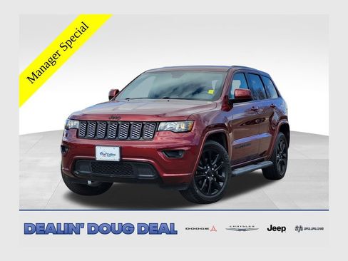 Used 2020 Jeep Grand Cherokee Altitude image 1