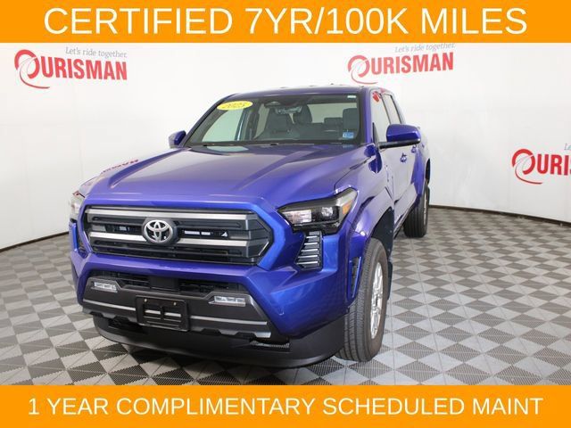 Used 2025 Toyota Tacoma SR5 AWD/4WD image 1